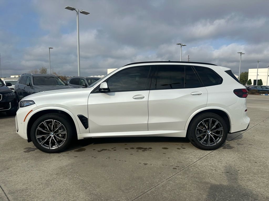 Certified 2025 BMW X5 xDrive40i w/ M Sport Package image 8