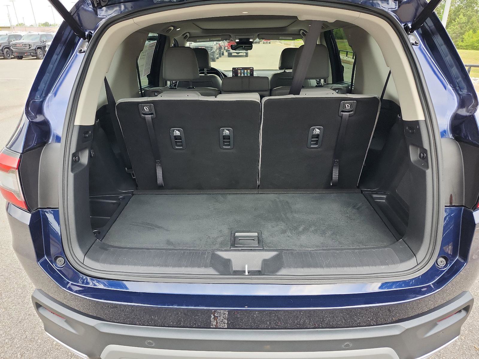 Used 2023 Honda Pilot Elite image 11