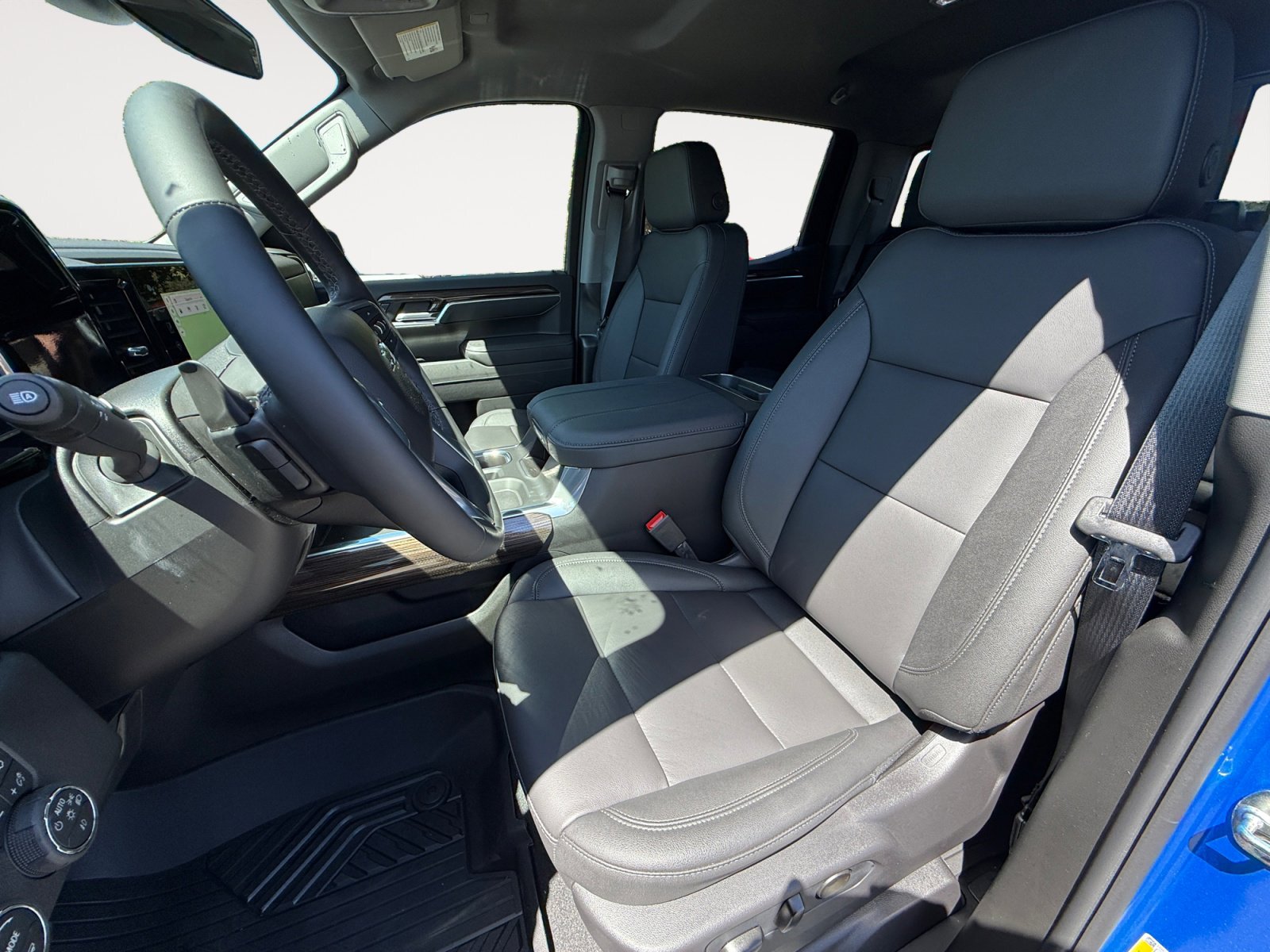 New 2026 Chevrolet Silverado 1500 RST w/ RST All Star Premium Package AWD/4WD image 10