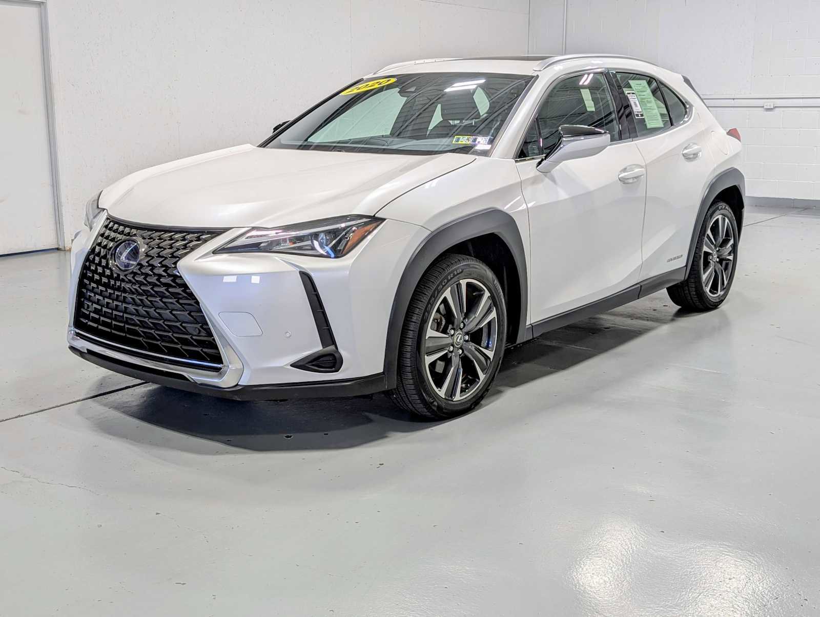 Used 2020 Lexus UX 250h w/ Premium Package image 1