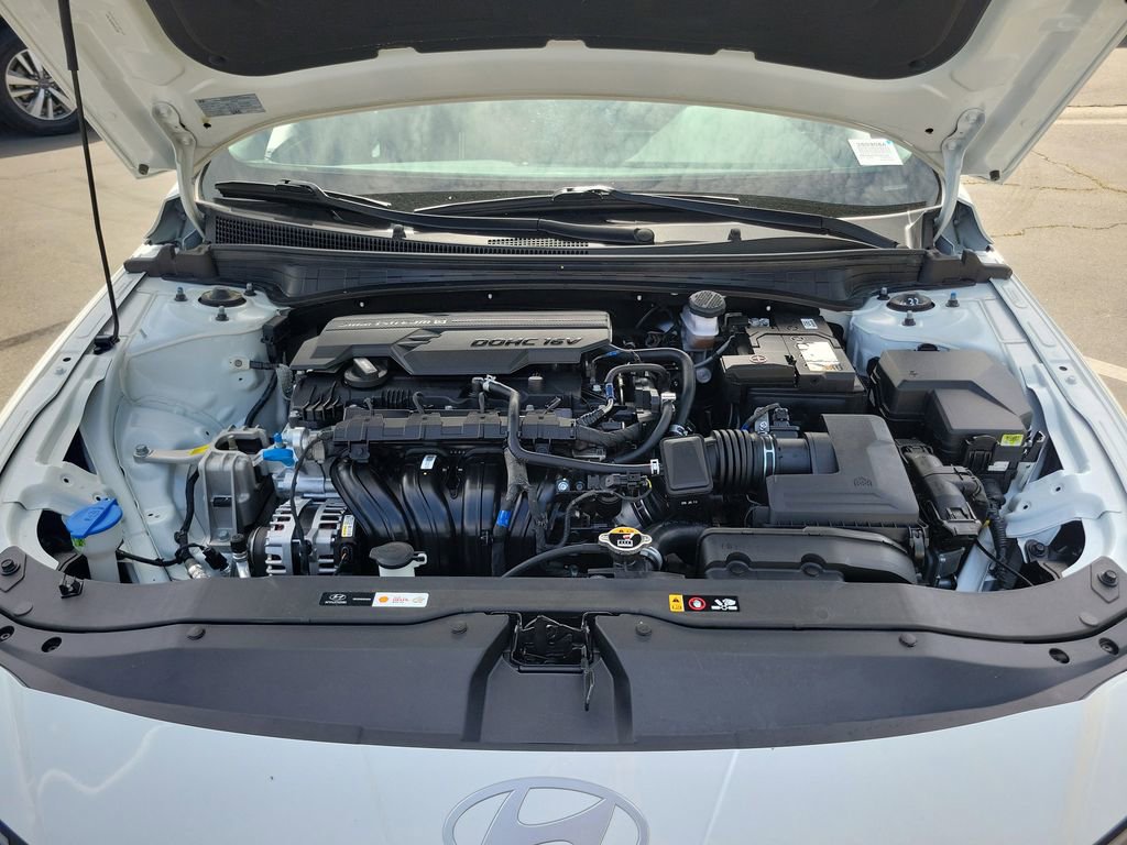 Used 2025 Hyundai Elantra Sport image 24
