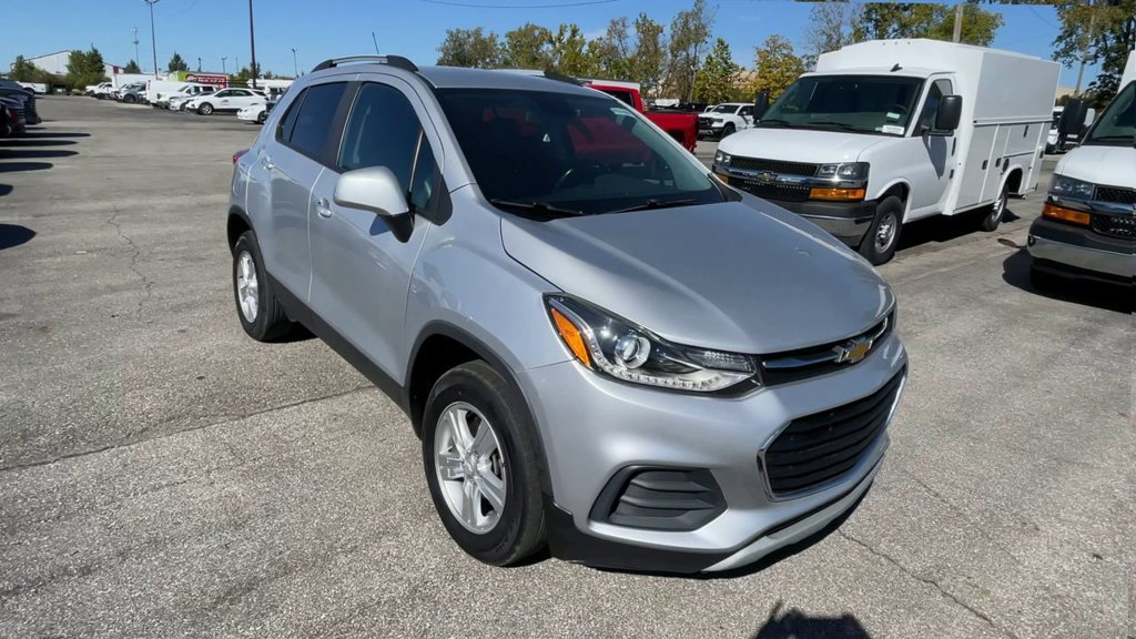 Used 2022 Chevrolet Trax LT w/ Driver Confidence Package AWD/4WD image 4