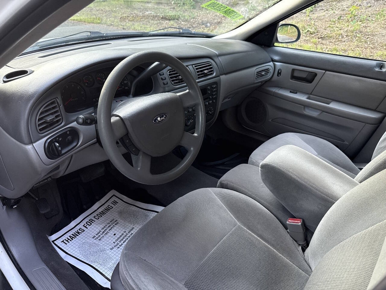 Used 2004 Ford Taurus SES FWD image 11