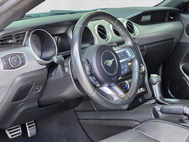 Used 2019 Ford Mustang Premium RWD image 9
