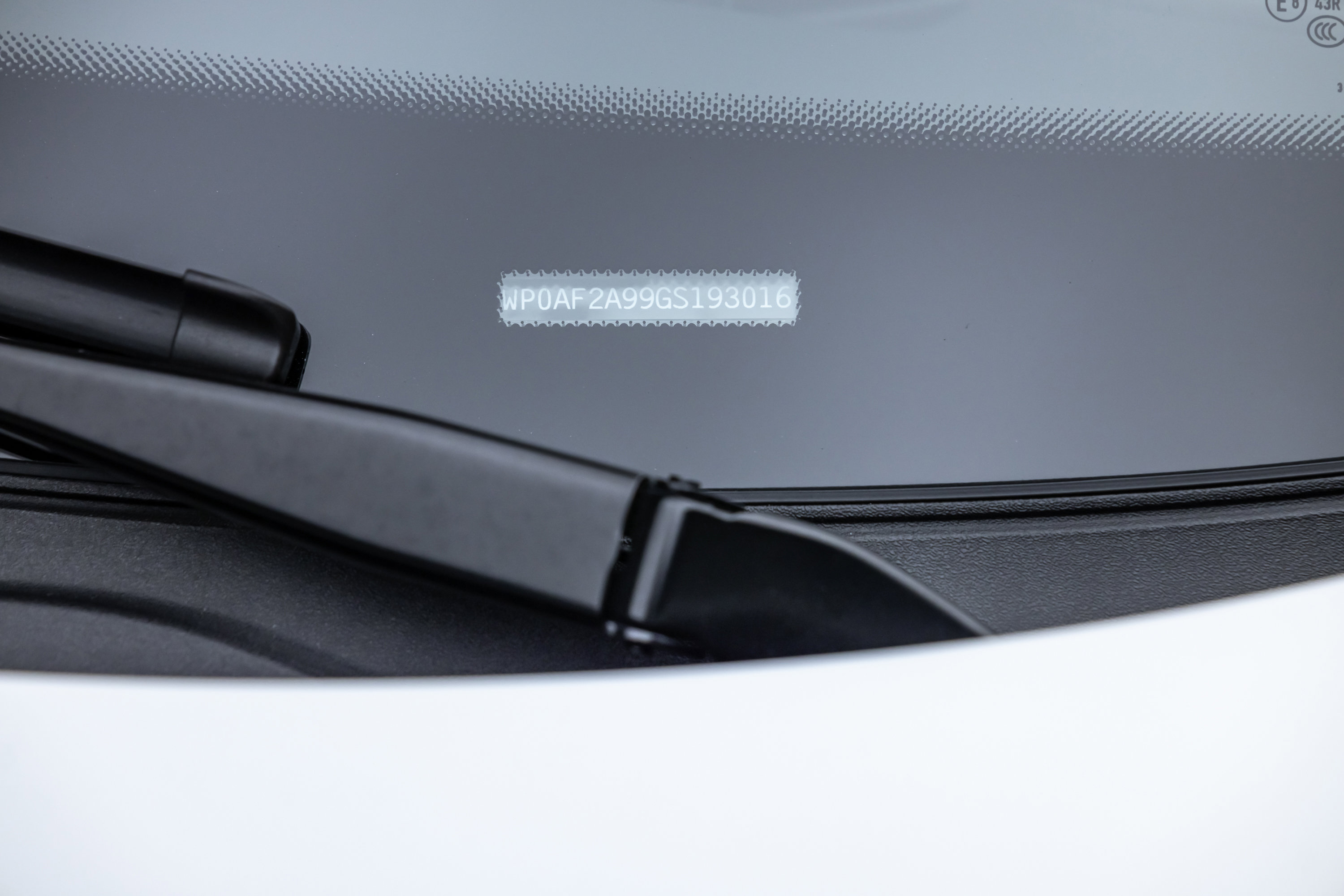 Used 2016 Porsche 911 GT3 RS image 32