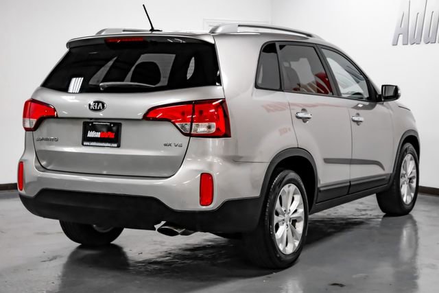 Used 2015 Kia Sorento EX image 11