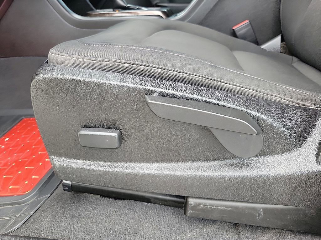 Used 2019 GMC Canyon SLE AWD/4WD image 12