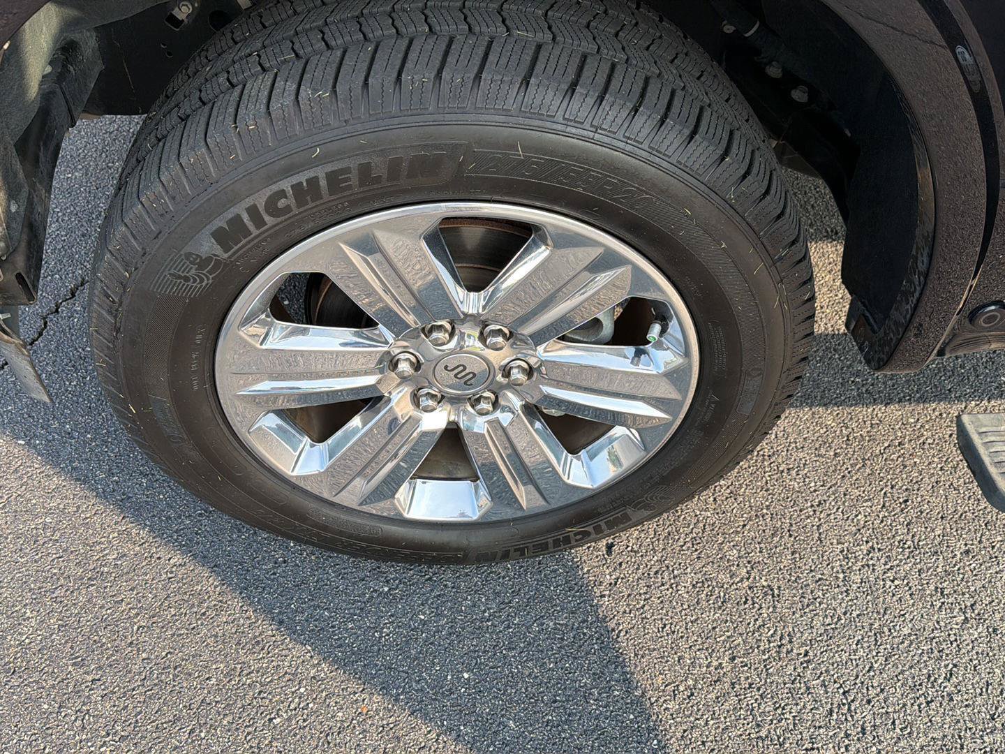 Used 2019 Ford F150 King Ranch w/ Equipment Group 601A Luxury AWD/4WD image 42