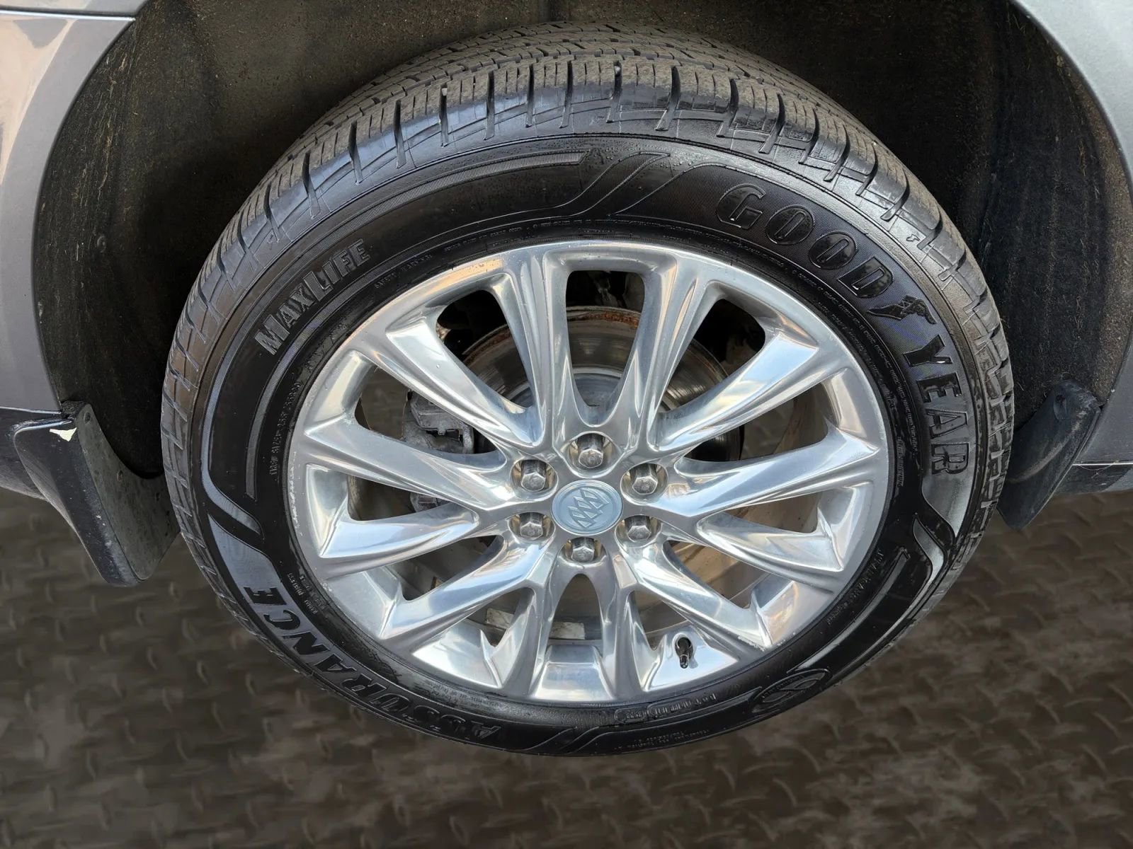 Used 2019 Buick Enclave Premium image 40