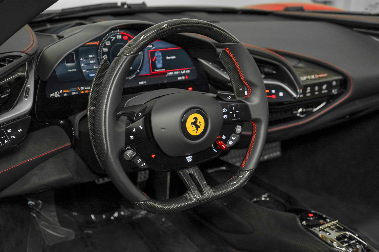Used 2022 Ferrari SF90 Spider image 41