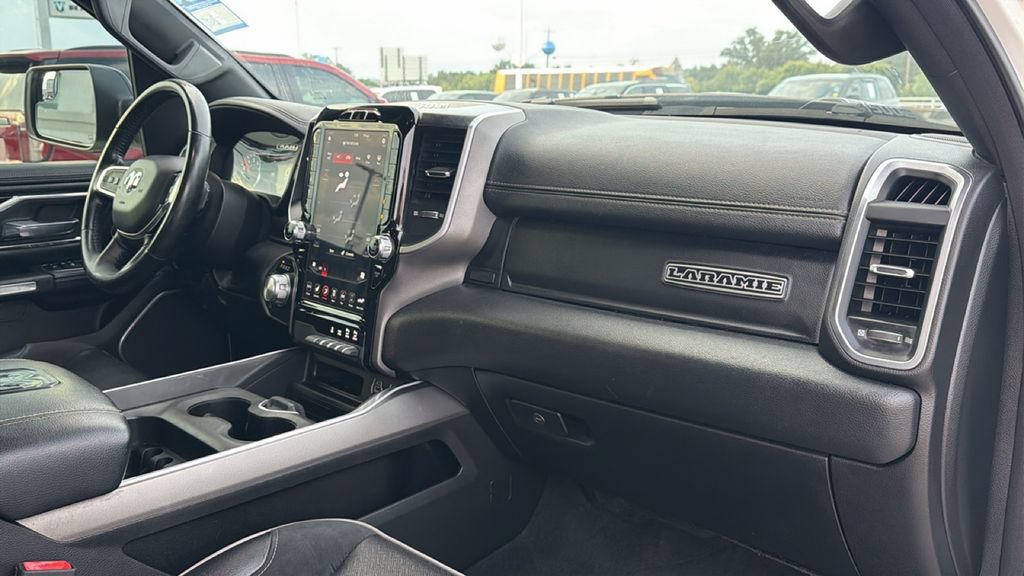 Used 2021 RAM 1500 Laramie AWD/4WD image 33