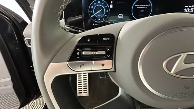 Certified 2025 Hyundai Elantra SEL FWD image 16