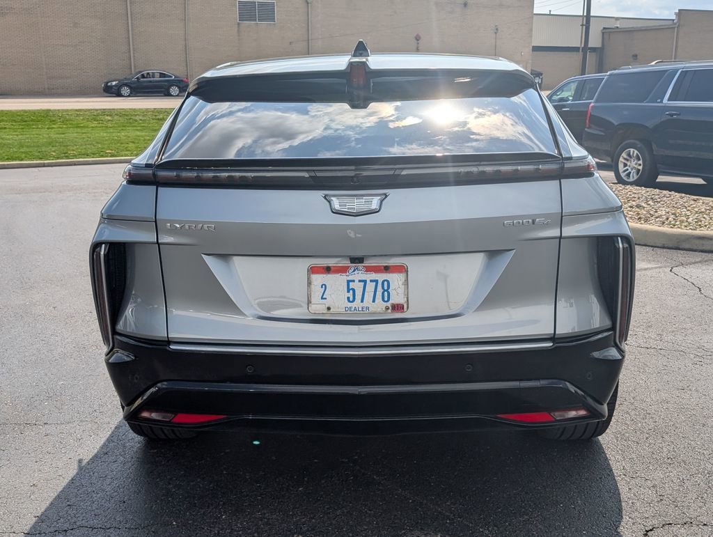 Used 2025 Cadillac Lyriq Luxury w/ LPO, Floor Liner Package image 6