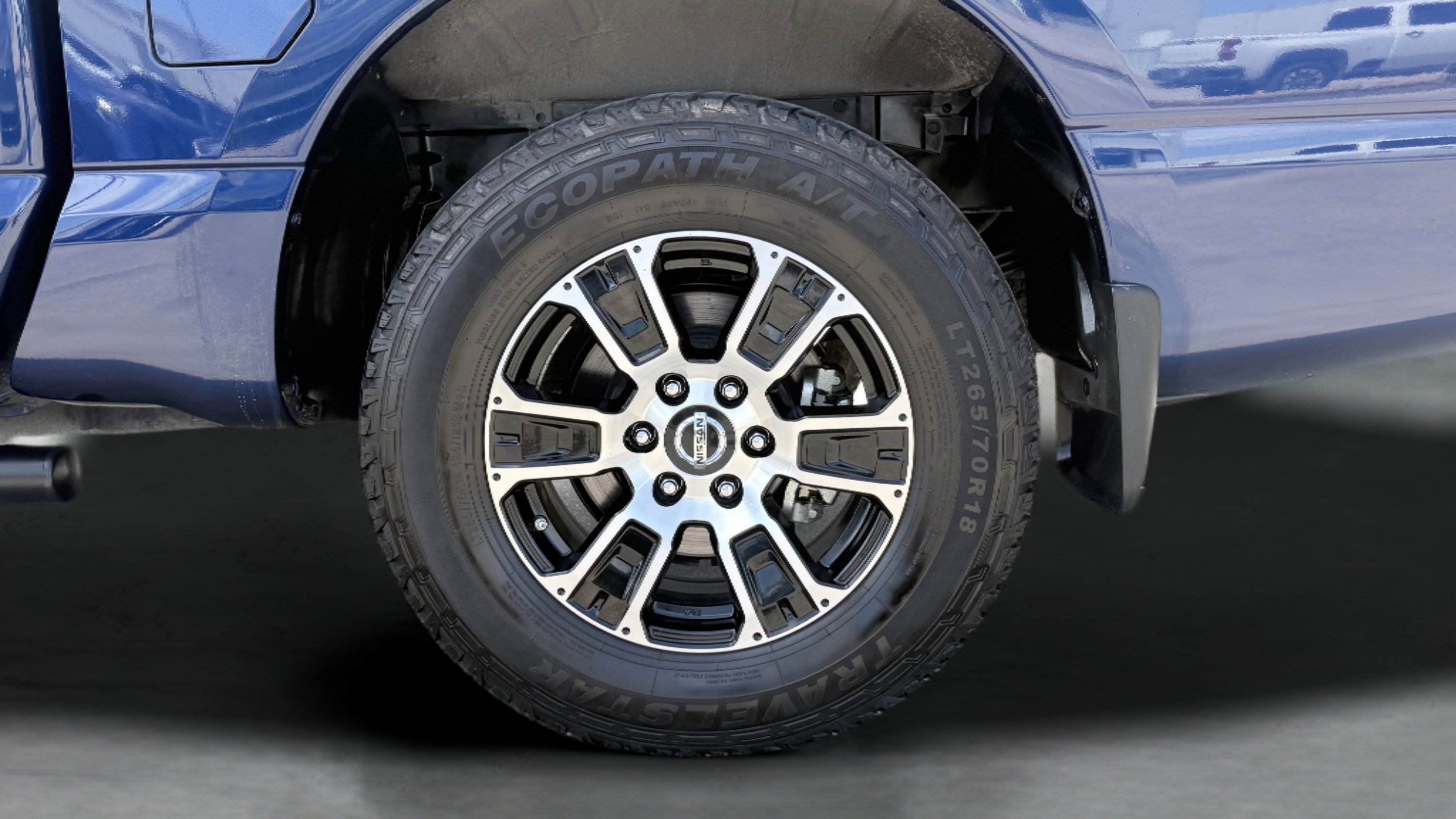 Used 2021 Nissan Titan SV w/ Accessory Utility Package RWD image 14