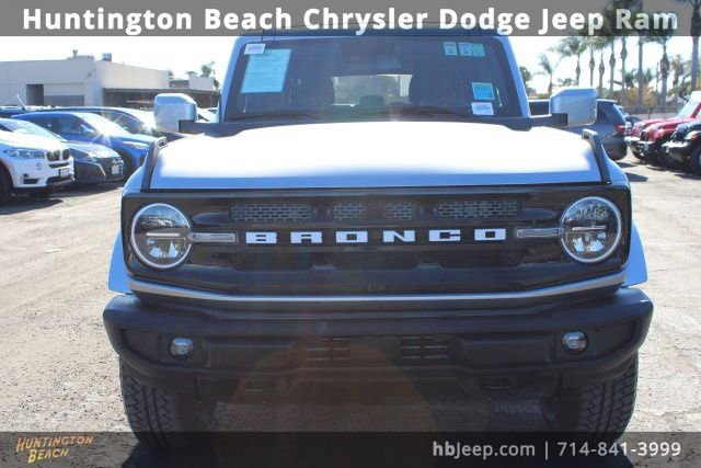 Used 2023 Ford Bronco Outer Banks image 2