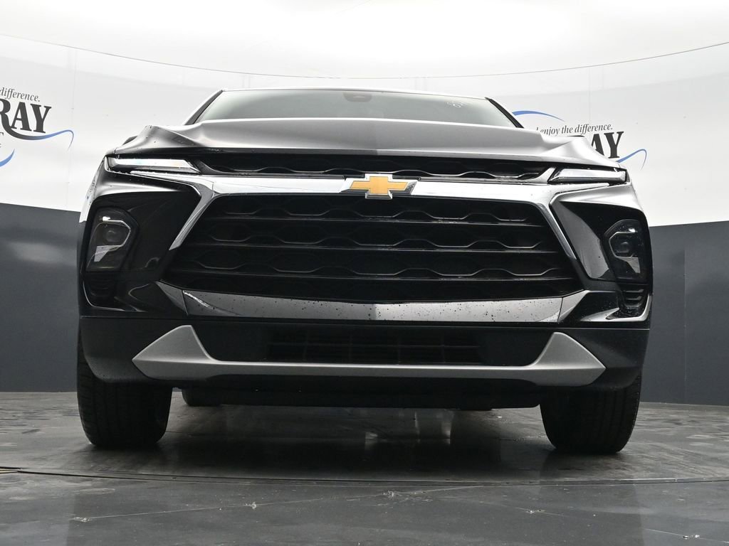 Used 2025 Chevrolet Blazer LT FWD image 27