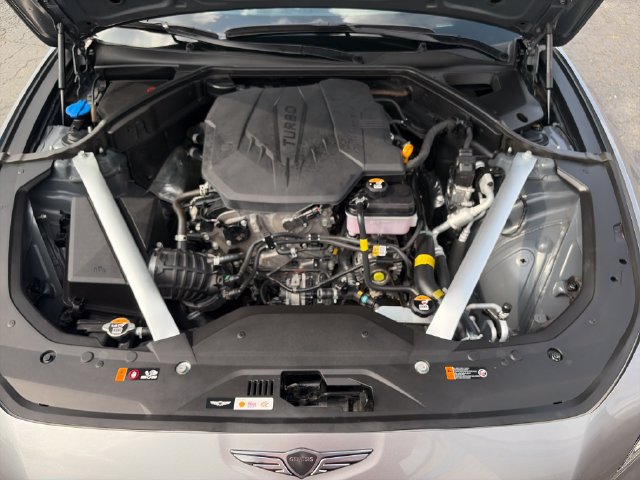 Used 2025 Genesis G70 2.5T RWD image 22