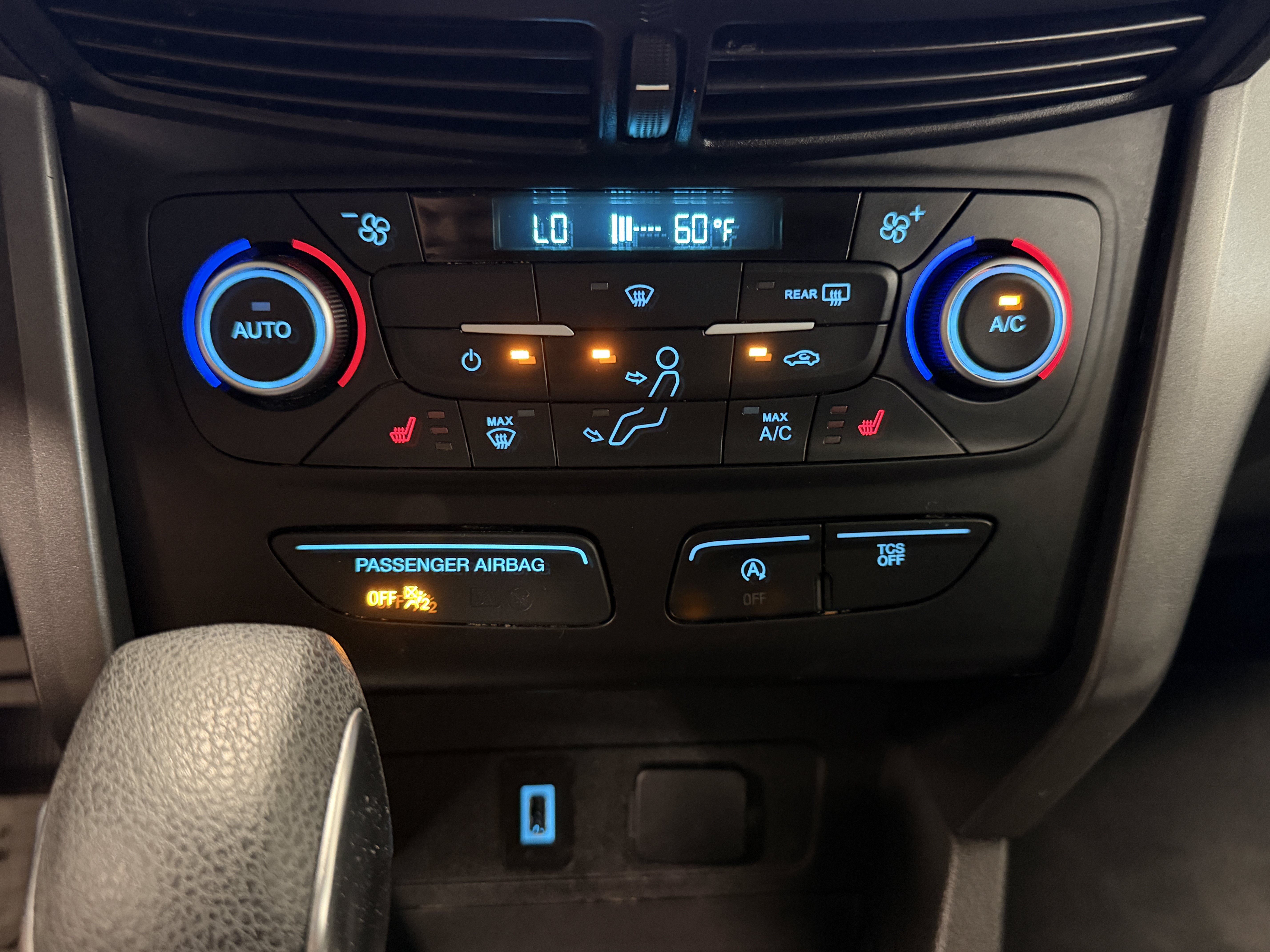Used 2018 Ford Escape SE w/ SE SYNC Package FWD image 10