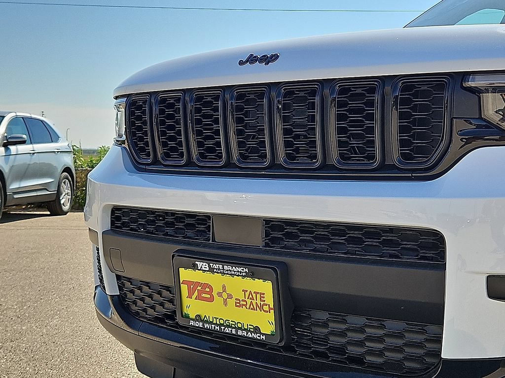 New 2025 Jeep Grand Cherokee L Laredo AWD/4WD image 7