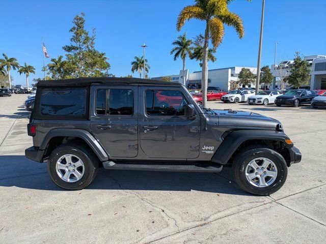 Used 2018 Jeep Wrangler Unlimited Sport S image 3