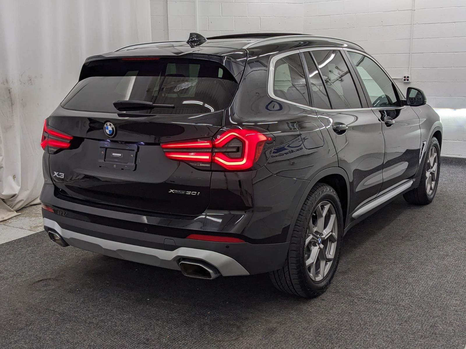 Used 2023 BMW X3 xDrive30i image 2