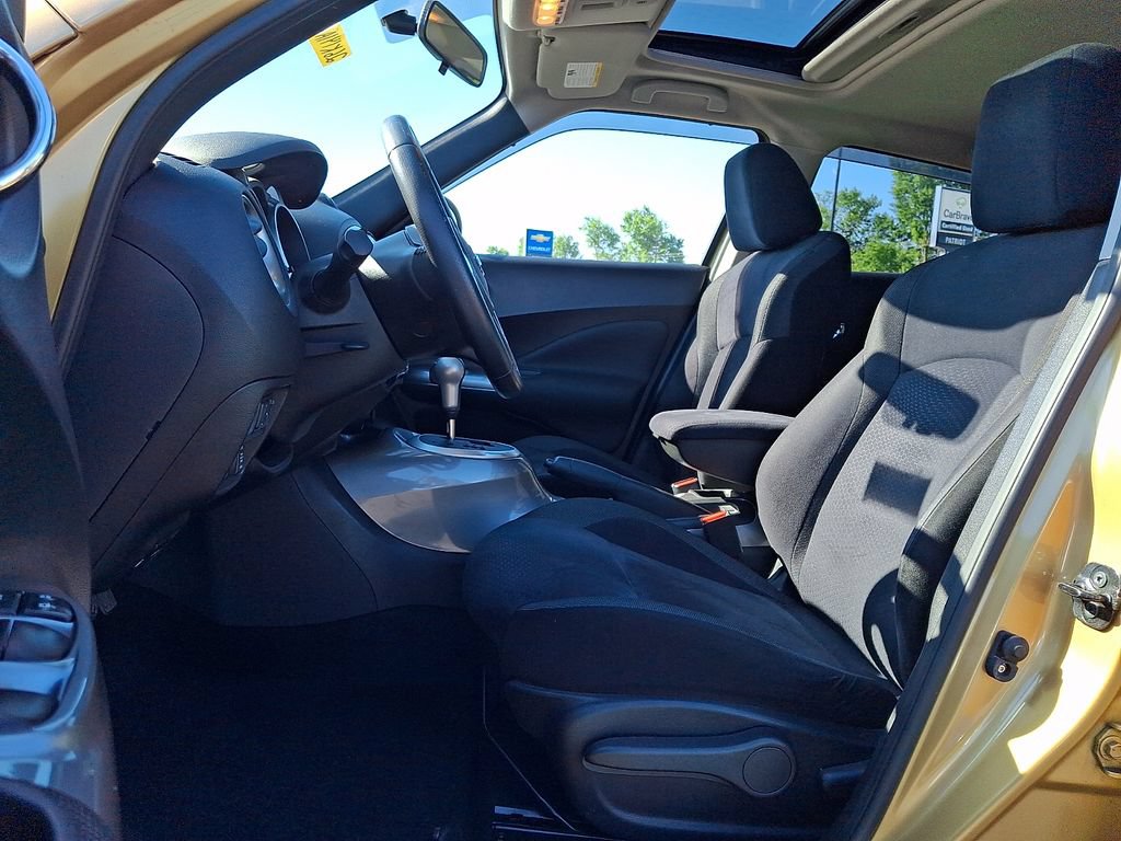 Used 2013 Nissan Juke SV AWD/4WD image 12