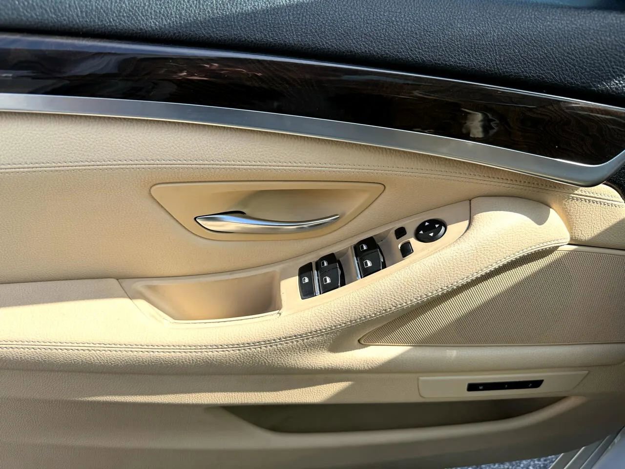 Used 2013 BMW 528i Sedan RWD image 21