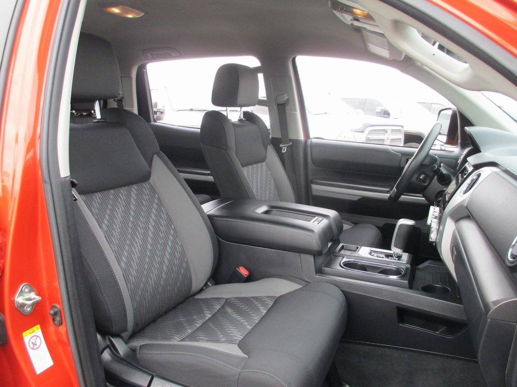 Used 2018 Toyota Tundra SR5 w/ TRD Off Road Package image 21