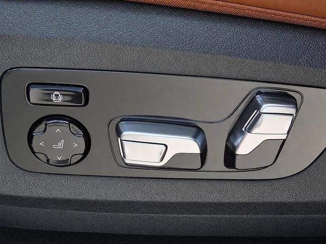 New 2027 BMW X6 M60i AWD/4WD image 16