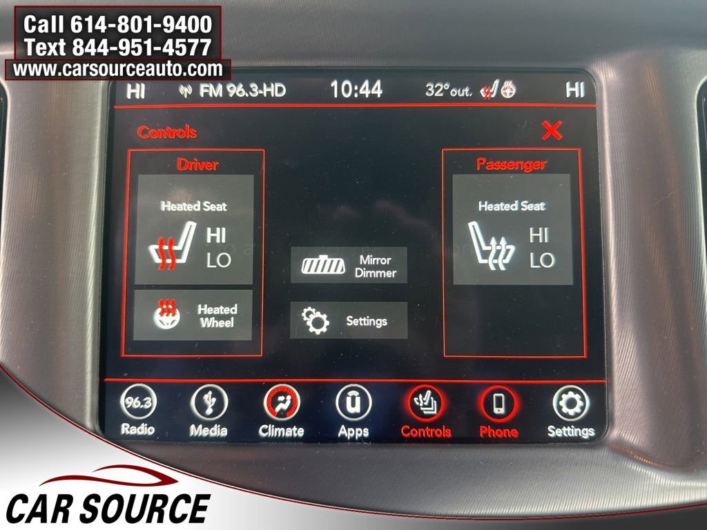 Used 2019 Dodge Charger SXT w/ Blacktop Package image 25