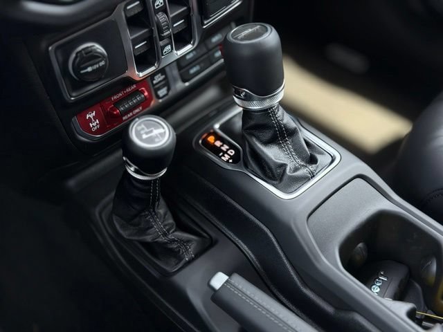 New 2026 Jeep Gladiator Rubicon w/ Safety Group AWD/4WD image 19