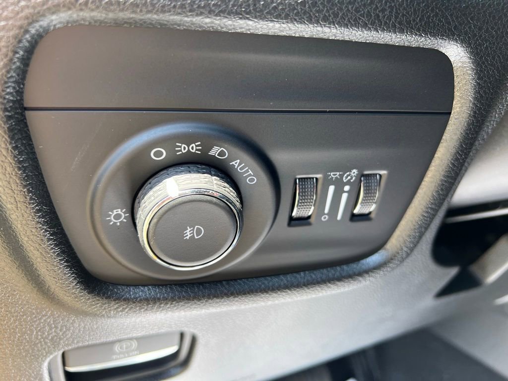 New 2026 Jeep Grand Cherokee Limited AWD/4WD image 31
