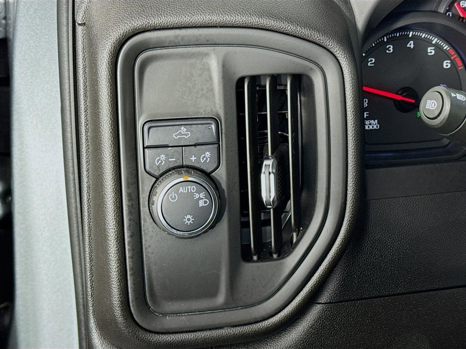 Used 2025 Chevrolet Silverado 1500 Custom w/ Turbomax Blackout Package image 11