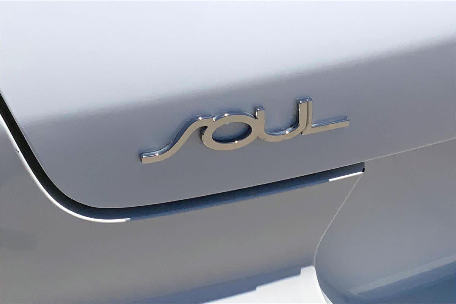 Used 2020 Kia Soul GT-Line FWD image 31