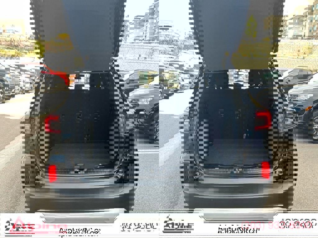 Used 2023 Ford Escape Active image 20