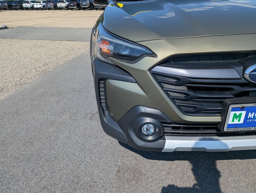 Used 2025 Subaru Outback Limited AWD/4WD image 10