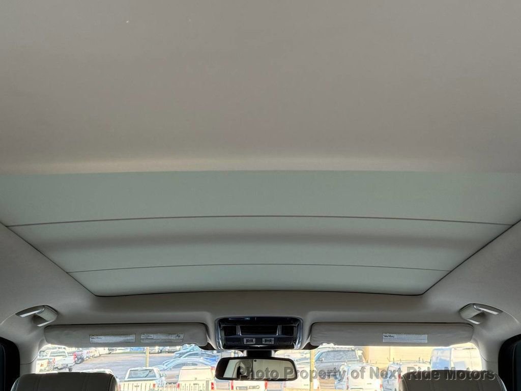 Used 2016 Land Rover Range Rover HSE image 26