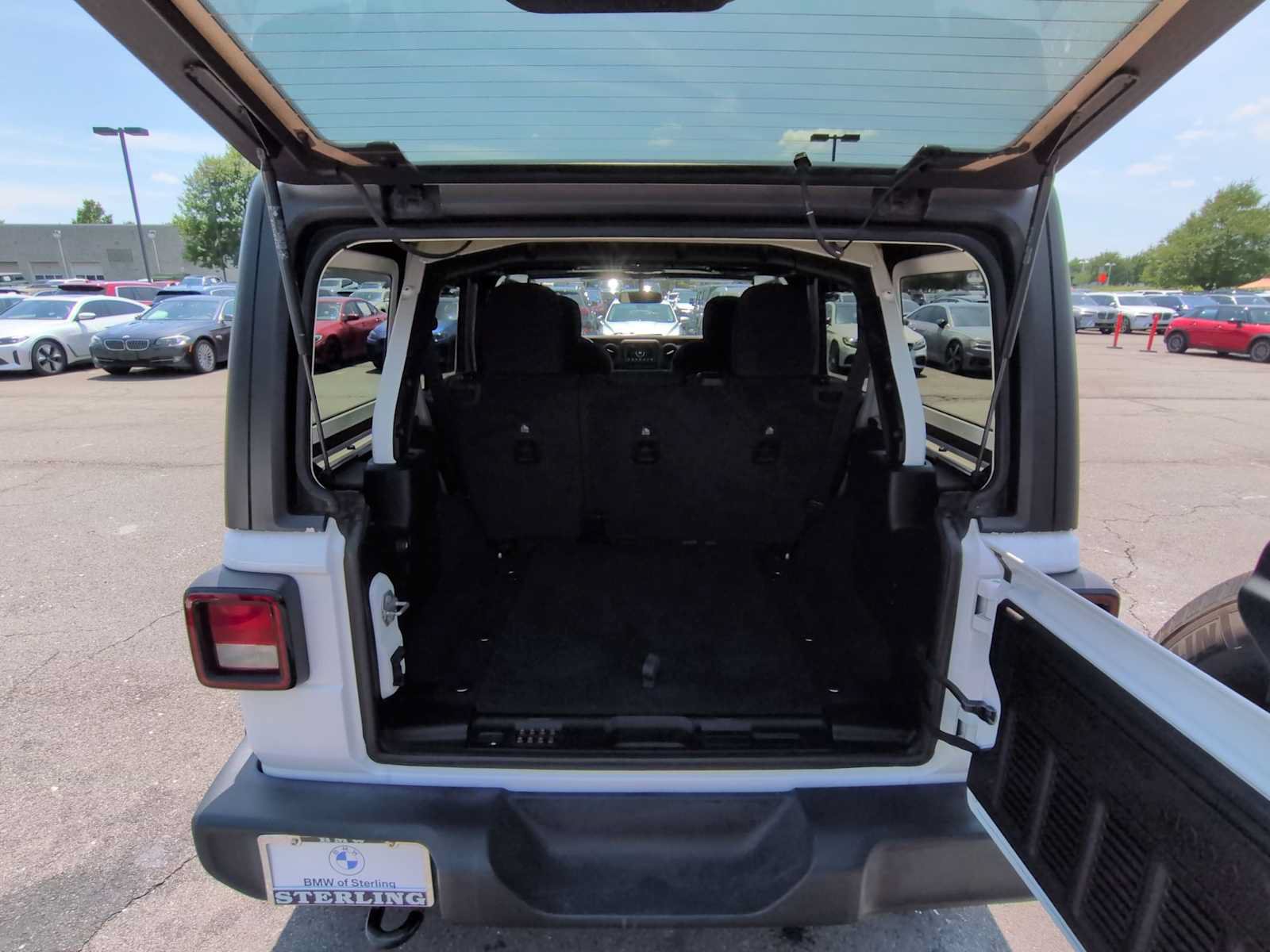 Used 2020 Jeep Wrangler Unlimited Sport S AWD/4WD image 34