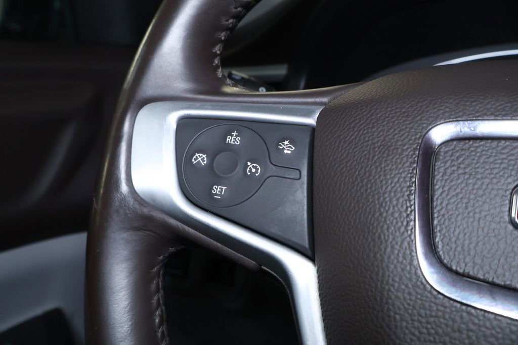 Used 2021 GMC Acadia SLT w/ LPO, Floor Liner Package image 21