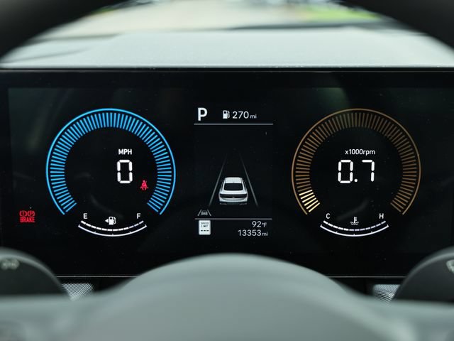 Used 2024 Hyundai Sonata SEL FWD image 30
