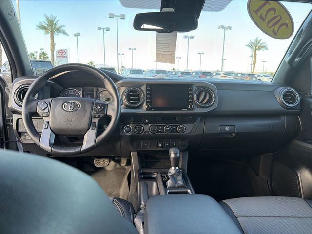 Used 2021 Toyota Tacoma TRD Off-Road AWD/4WD image 14