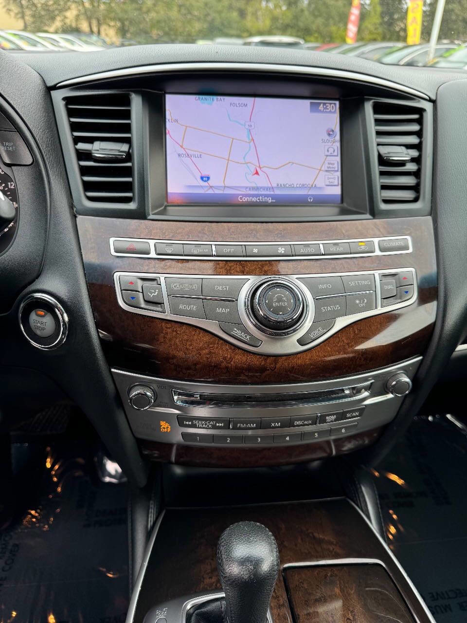 Used 2015 INFINITI QX60 AWD Hybrid w/ HEV Deluxe Touring Package image 14