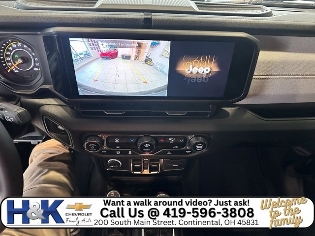 Used 2024 Jeep Wrangler Sport S image 11