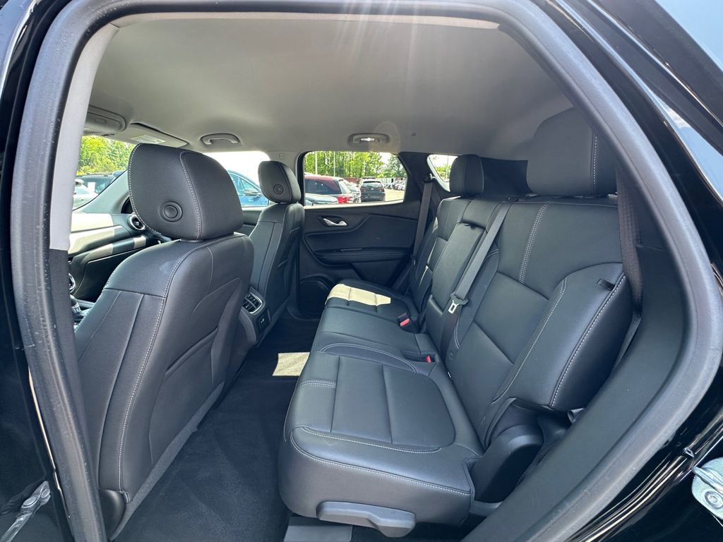 Used 2024 Chevrolet Blazer LT FWD image 22