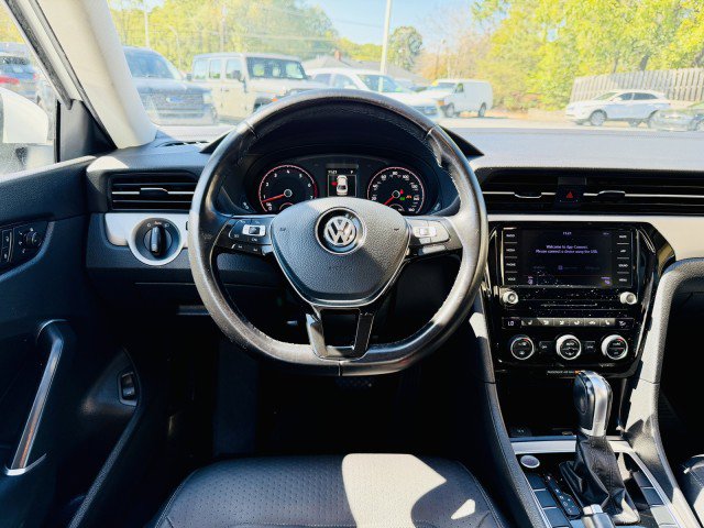 Used 2020 Volkswagen Passat 2.0T SE image 6