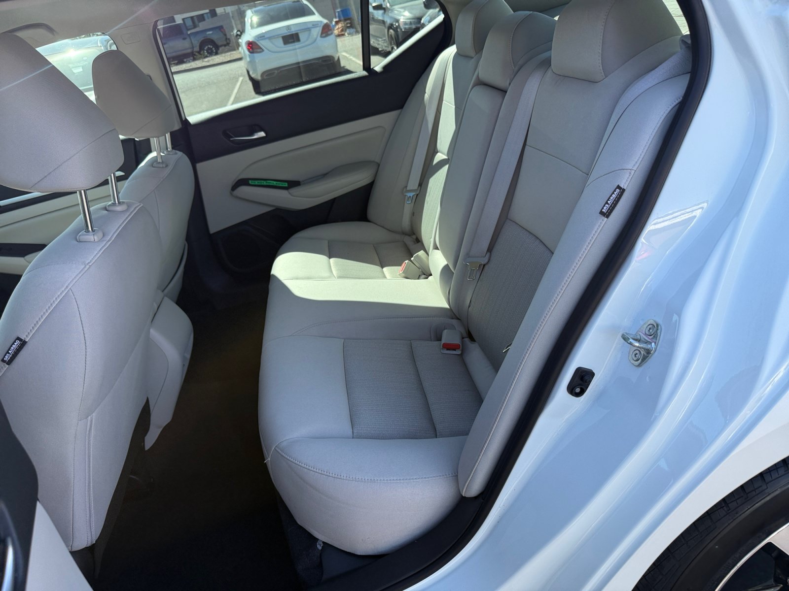 Used 2022 Nissan Altima 2.5 SV FWD image 16