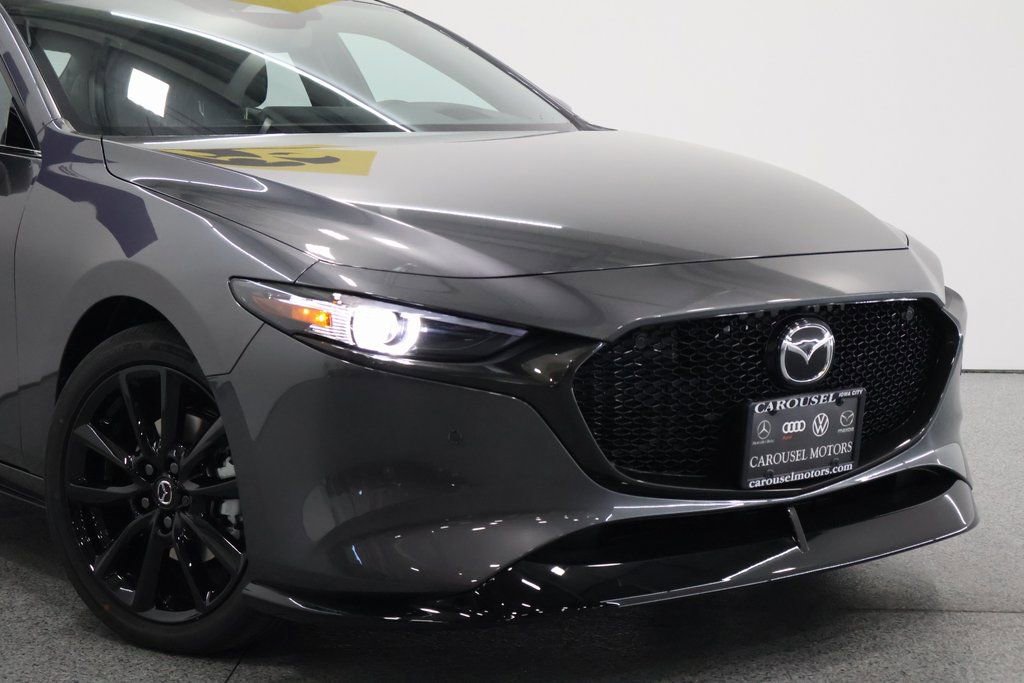 New 2025 MAZDA MAZDA3 Hatchback w/Premium Plus Pkg AWD/4WD image 3
