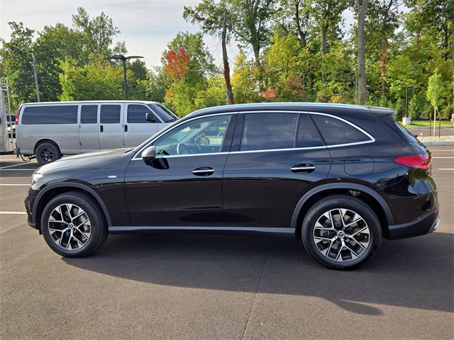 New 2025 Mercedes-Benz GLC 350e 4MATIC image 6