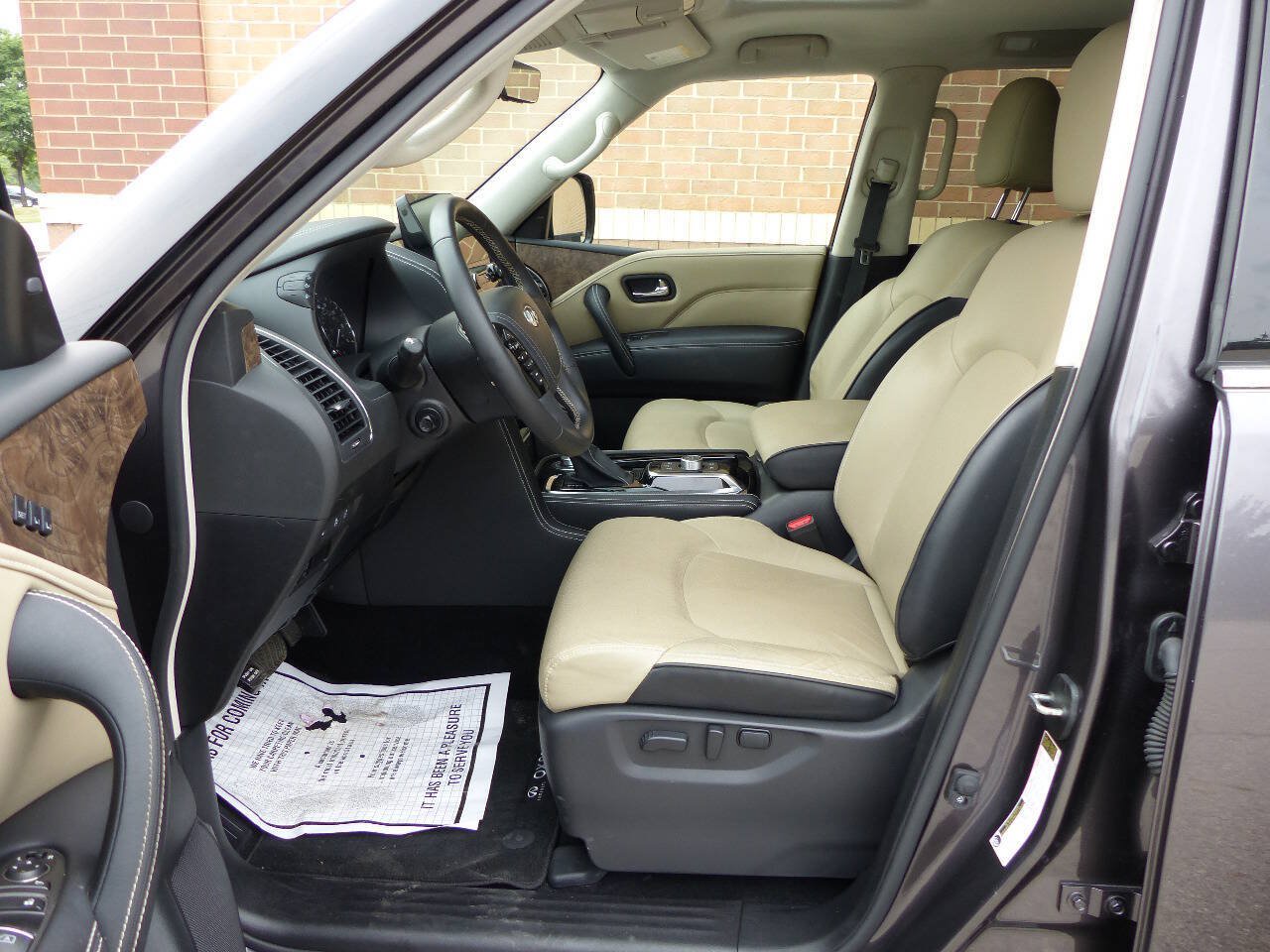 Used 2022 INFINITI QX80 Premium Select w/ Cargo Package AWD/4WD image 30