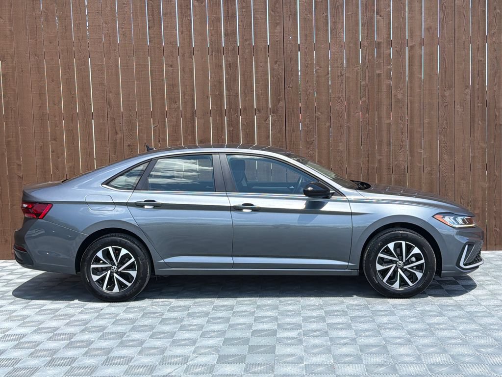 Used 2025 Volkswagen Jetta S FWD image 12